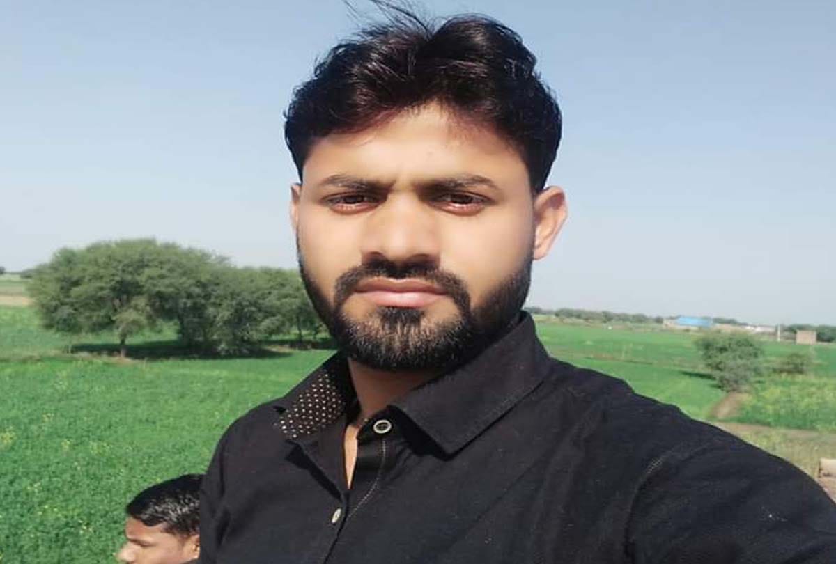 youth died in road accident in jalaun up