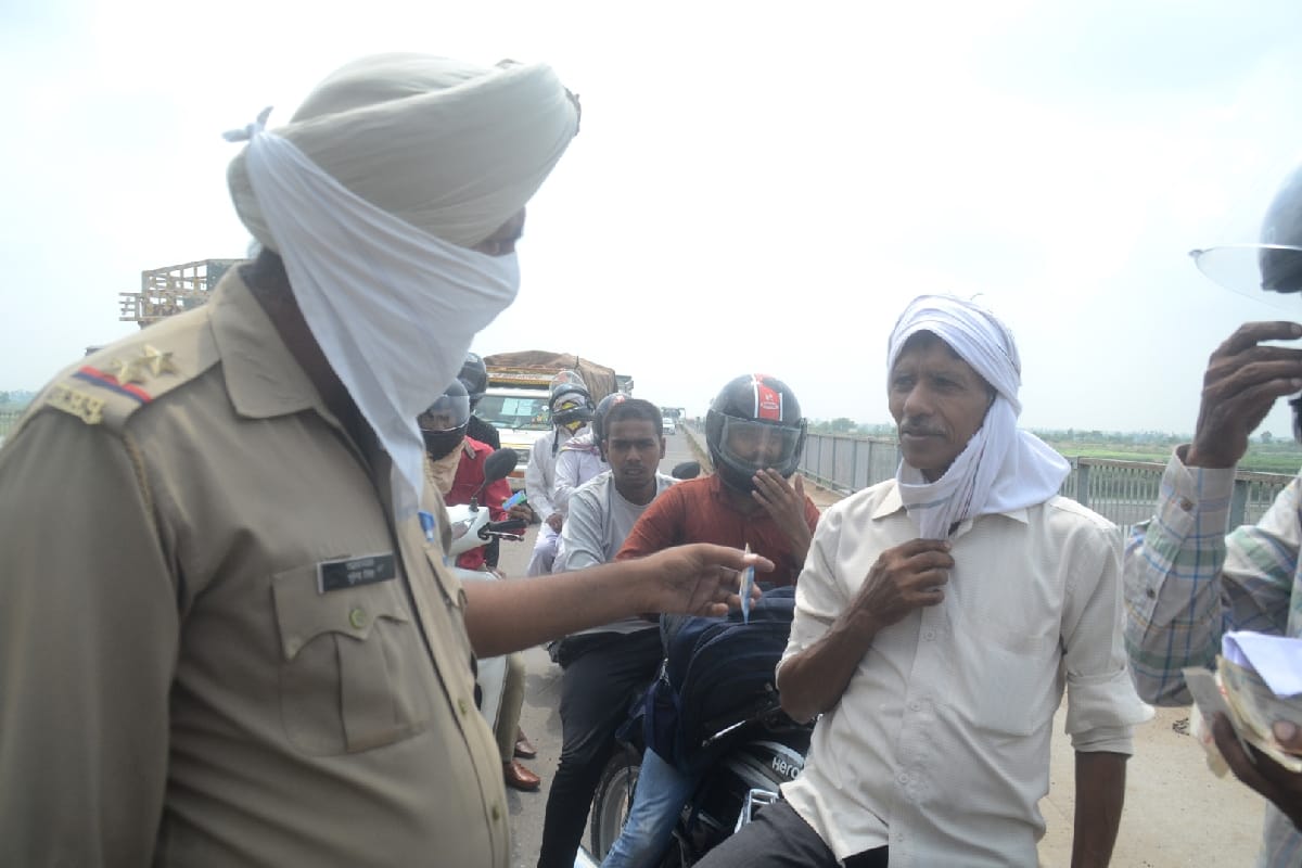 police search Vikas Dubey Five hours on Haryana border