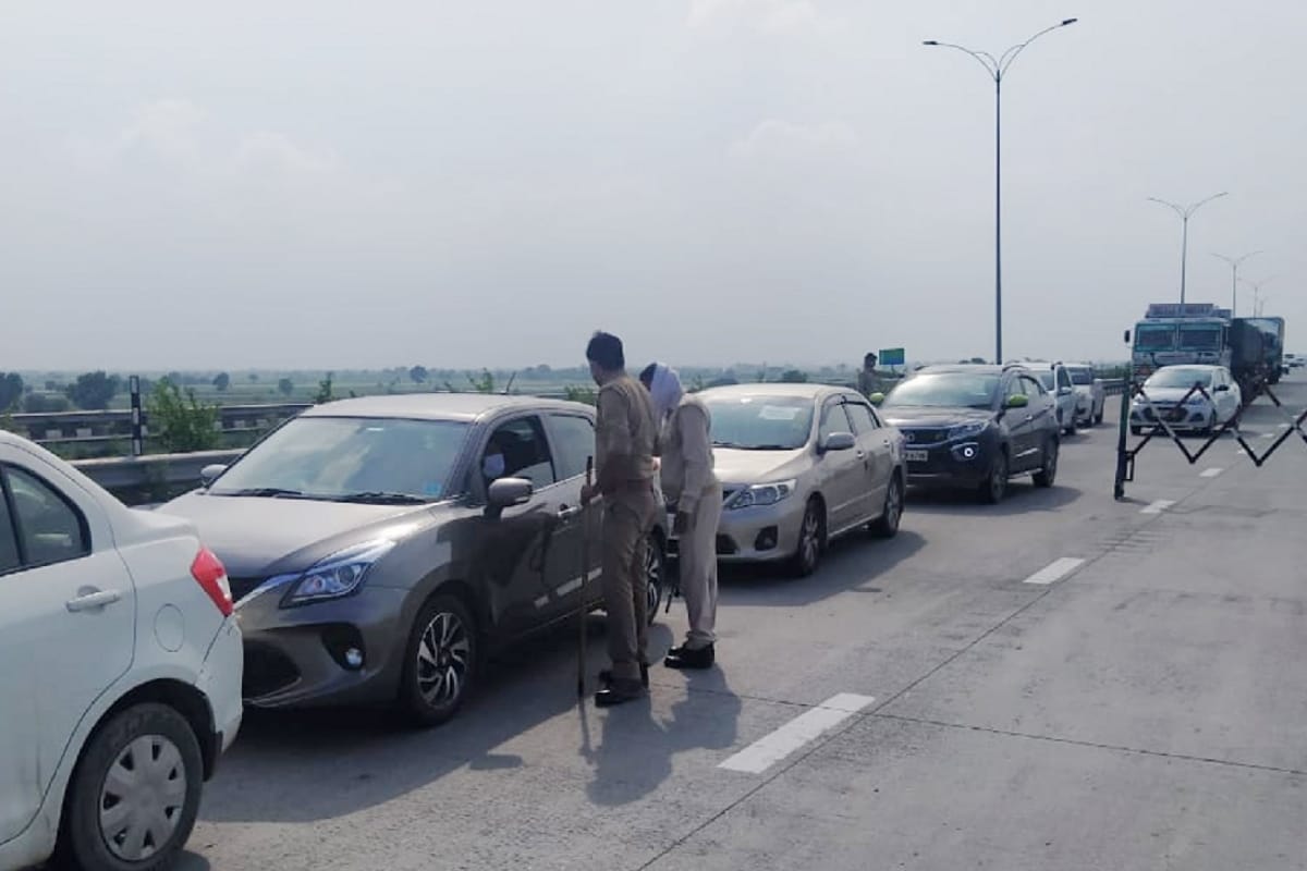 police search Vikas Dubey Five hours on Haryana border