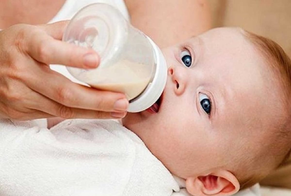 bottle feeding child care disadvantages side effects for babies