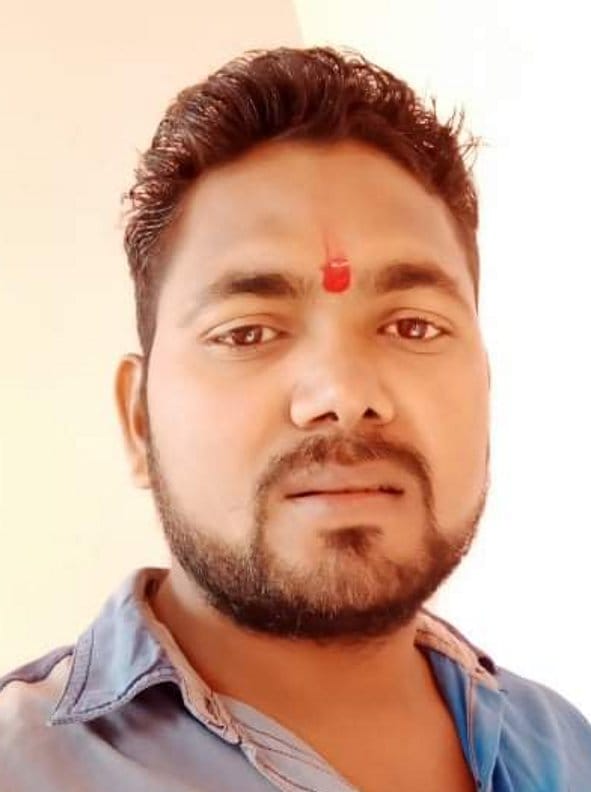 Clerk of Intermediate College Sarurpur died due to current