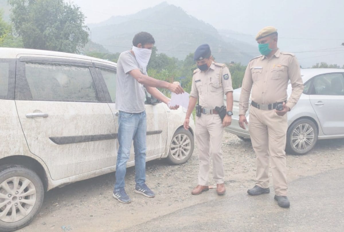 Five Noida tourists arrested in Kullu himachal pradesh