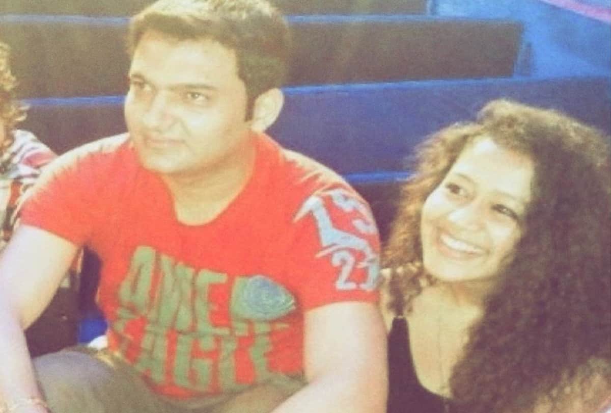Neha Kakkar and Kapil Sharma shares throwback photo