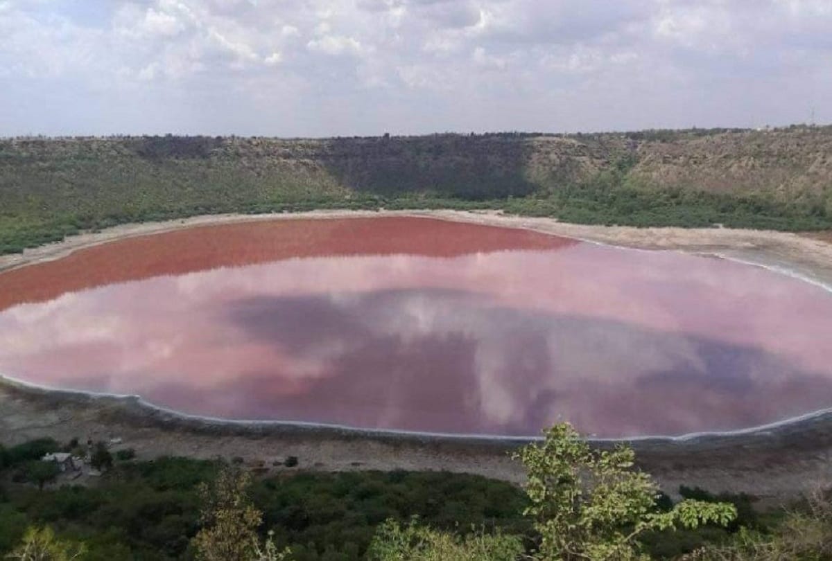 maharastra mysterious lonar lake will developed for tourists