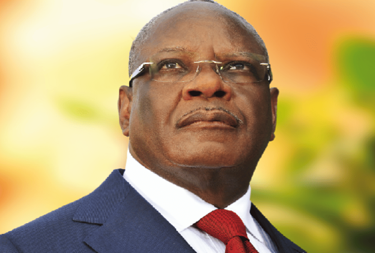 Imam Mahmoud Dicko of Mali shaken the power of his country not afraid with coronavirus