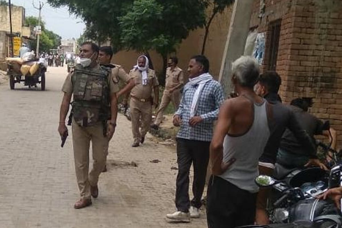 man in meerut firing openly with both hands, police arrested