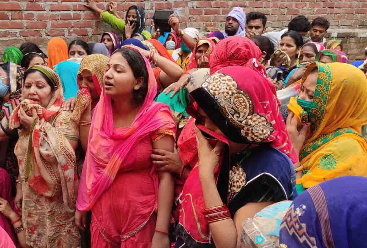 Kanpur Encounter Latest News: martyr rahul's wife statement about vikas dubey