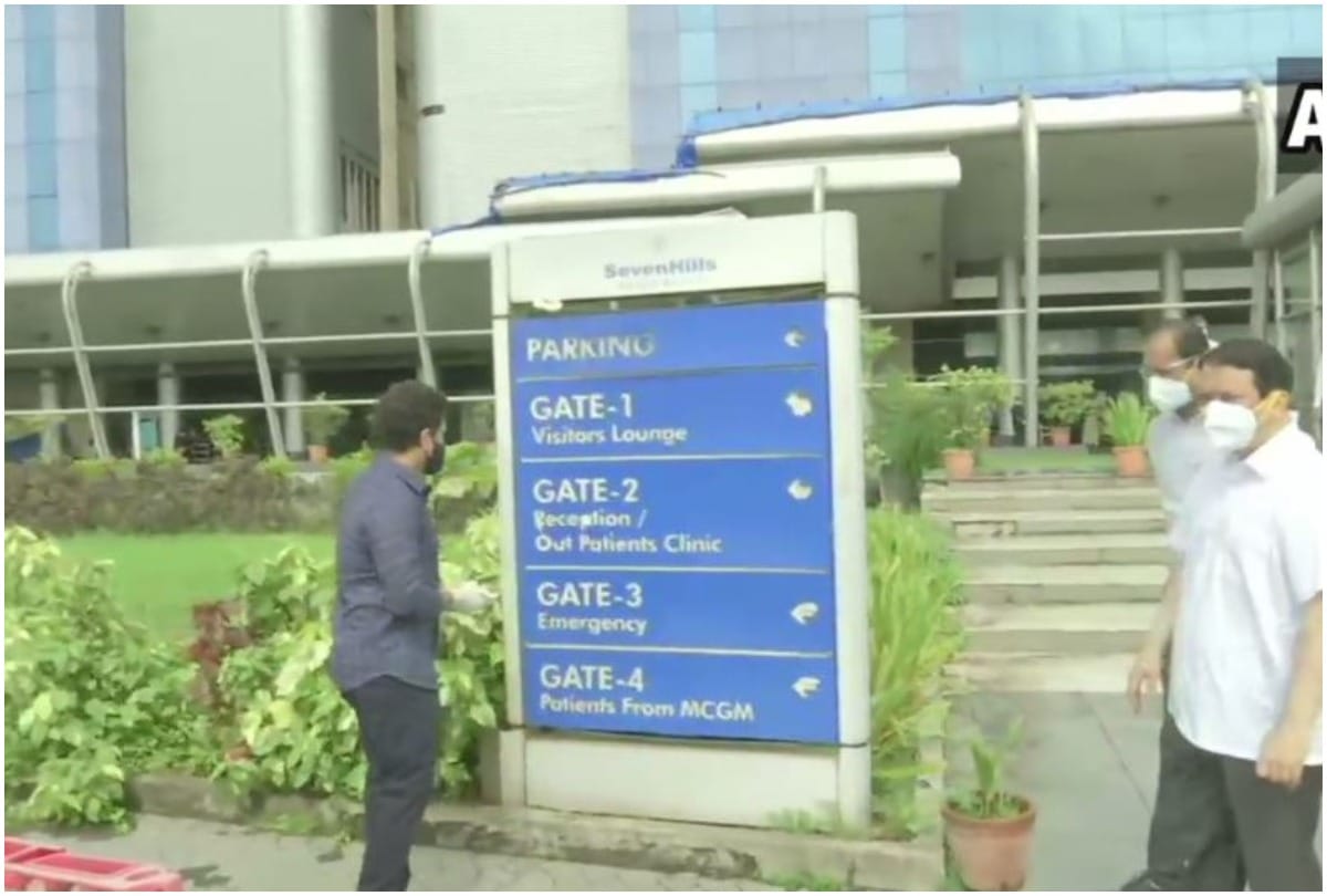 Sachin Tendulkar inaugurates plasma donation center in Mumbai