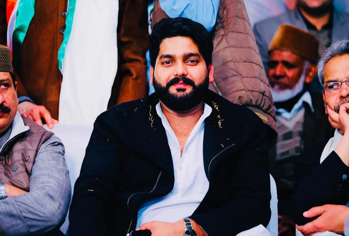 salman pratapgarhi social activist says in covid pandemic situation helping needy and poor is islam first duty