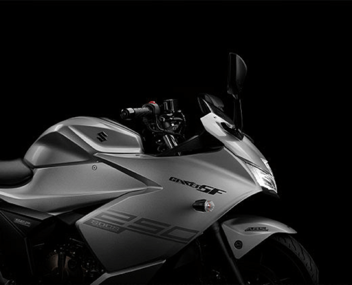 Suzuki Motorcycle India has increased 2000 rupees on Suzuki Gixxer SF 250 and MotoGP edition