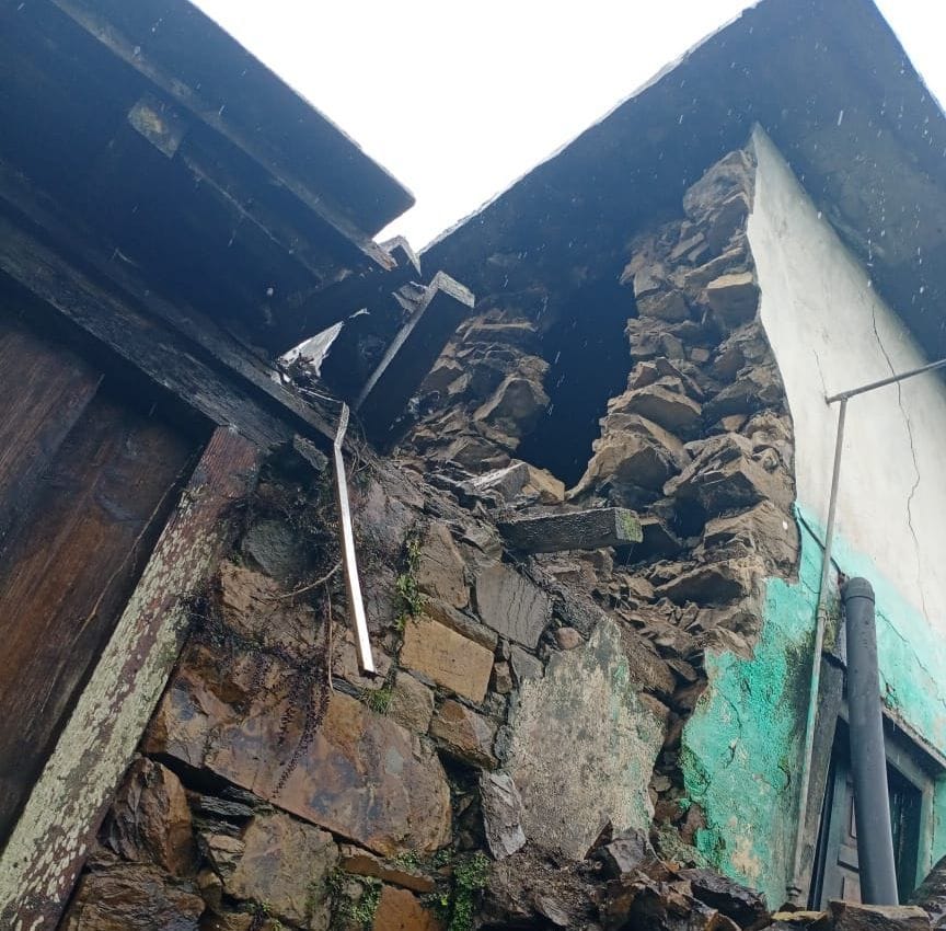 house collapsed in jhirkuni