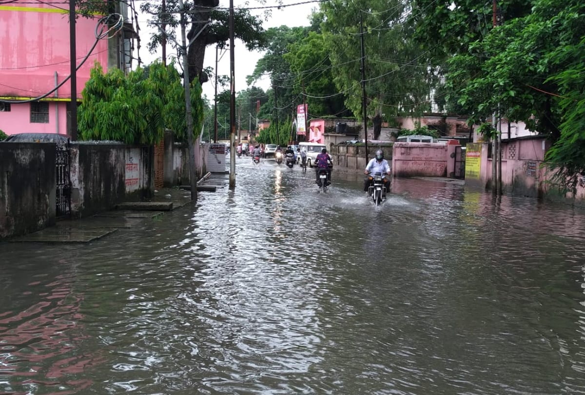 Weather Forecast Update Today in gorakhpur: Monsoon Heavey Rain Gorakhpur see latest weather Pictures