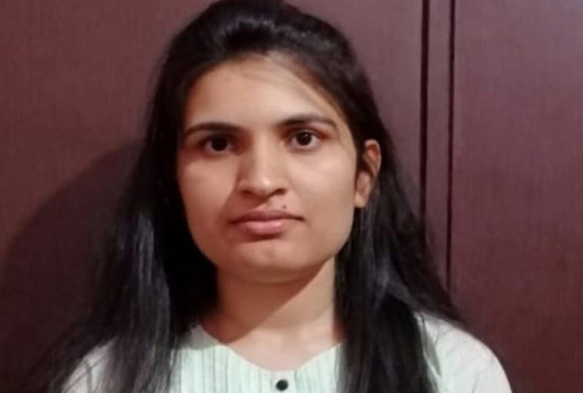 UPSC topper nidhi siwach 83rd Rank, IAS success story