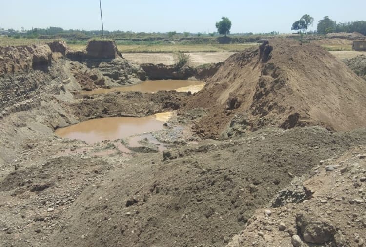 Case filed on Former Punjab DGP and  44 others for illegal mining