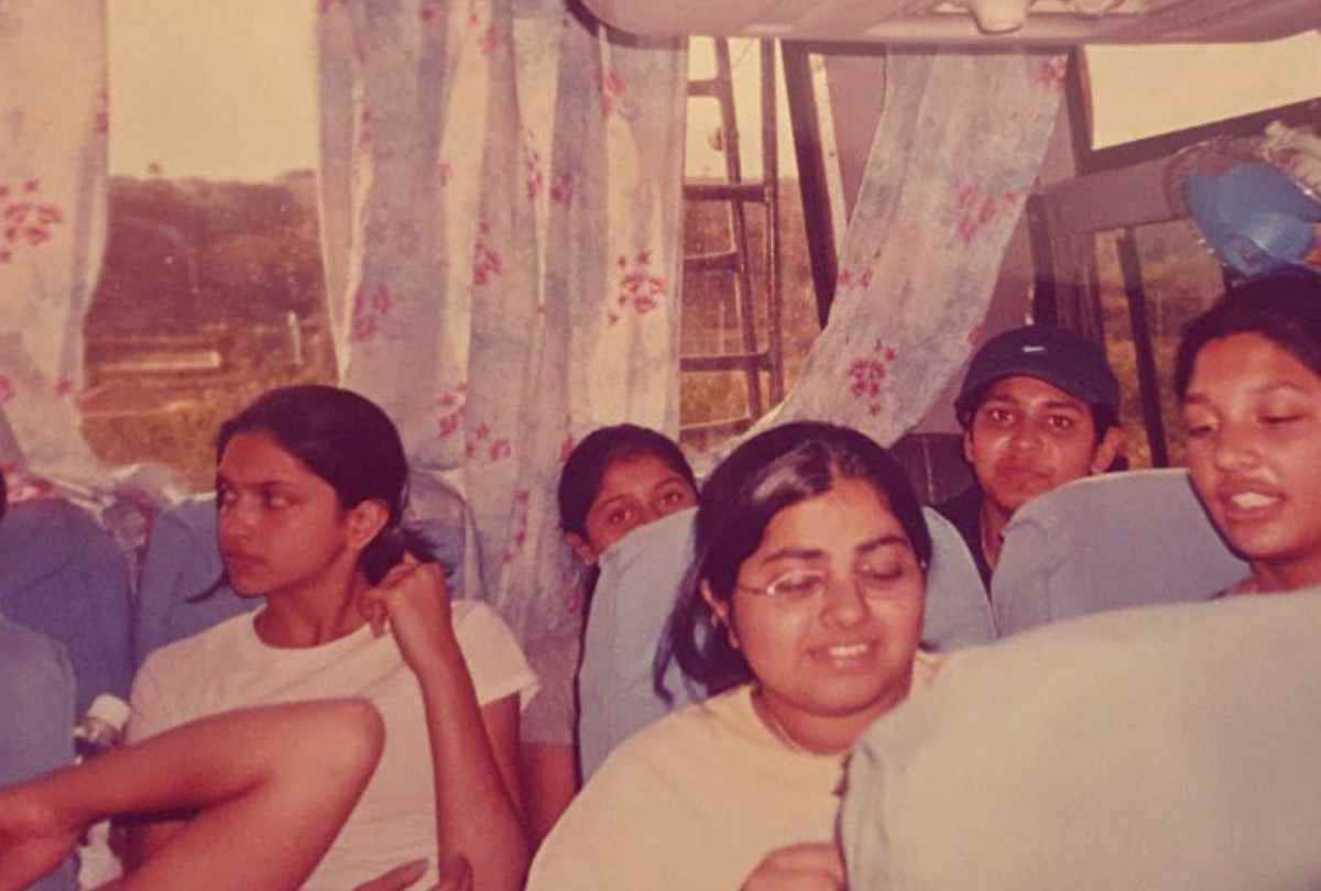 Deepika Padukone share throwback photo from school days