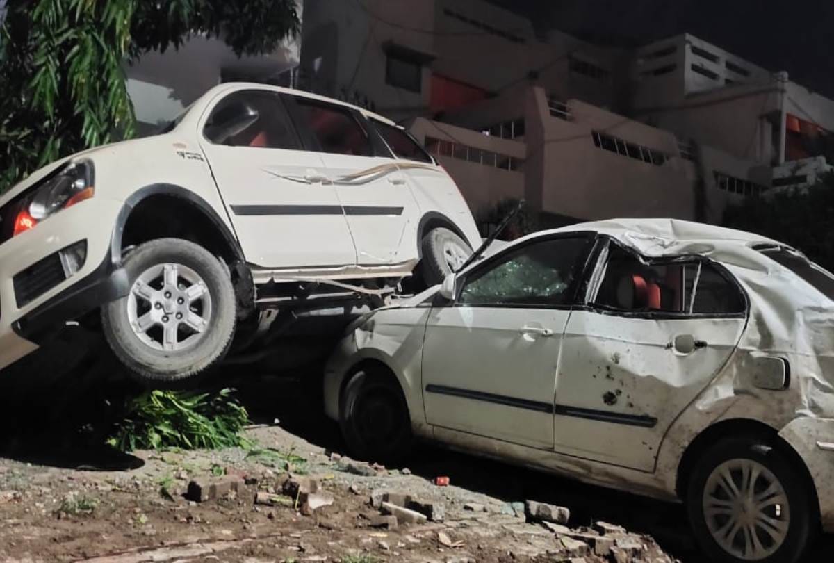 a man died and three injured in an accident in lucknow