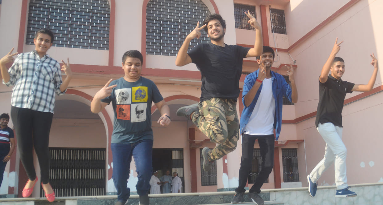 Niharika and Bhanu in 12th, Shekhar Dangi became topper in tenth
