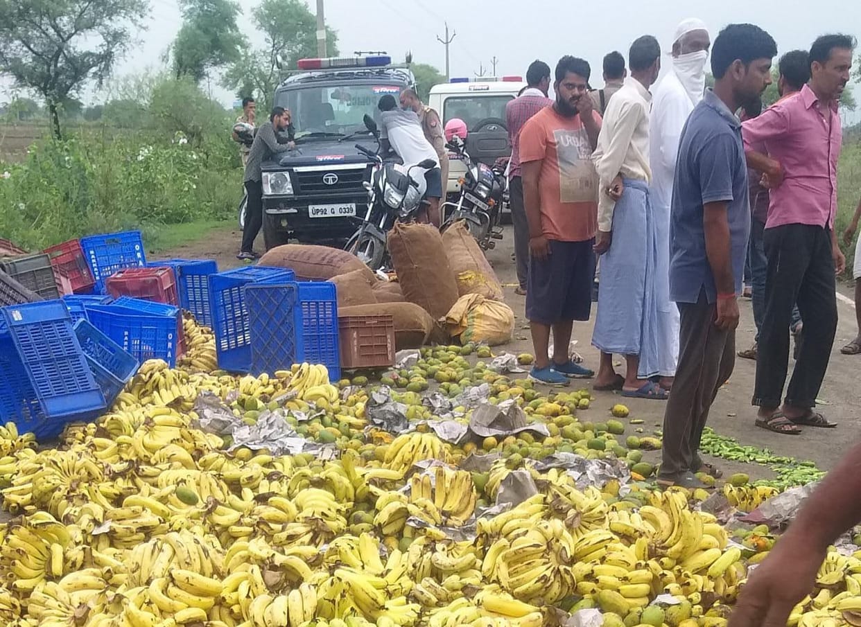 Two people dead in a road accident