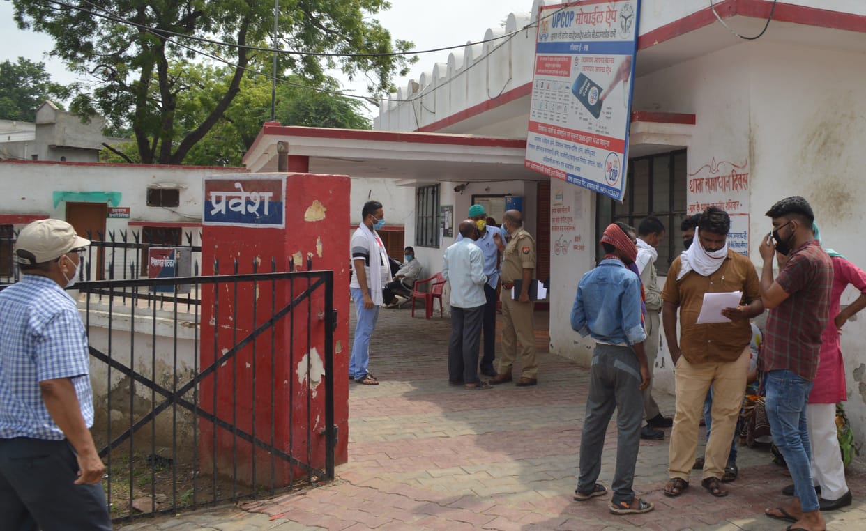 Hathras: Two sides clash over old enmity, stone pelting