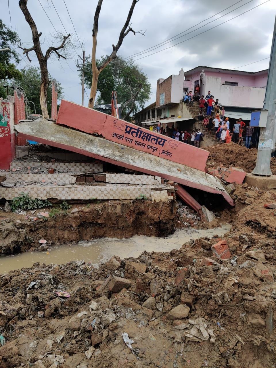 Passenger waiting room collapses, two injured