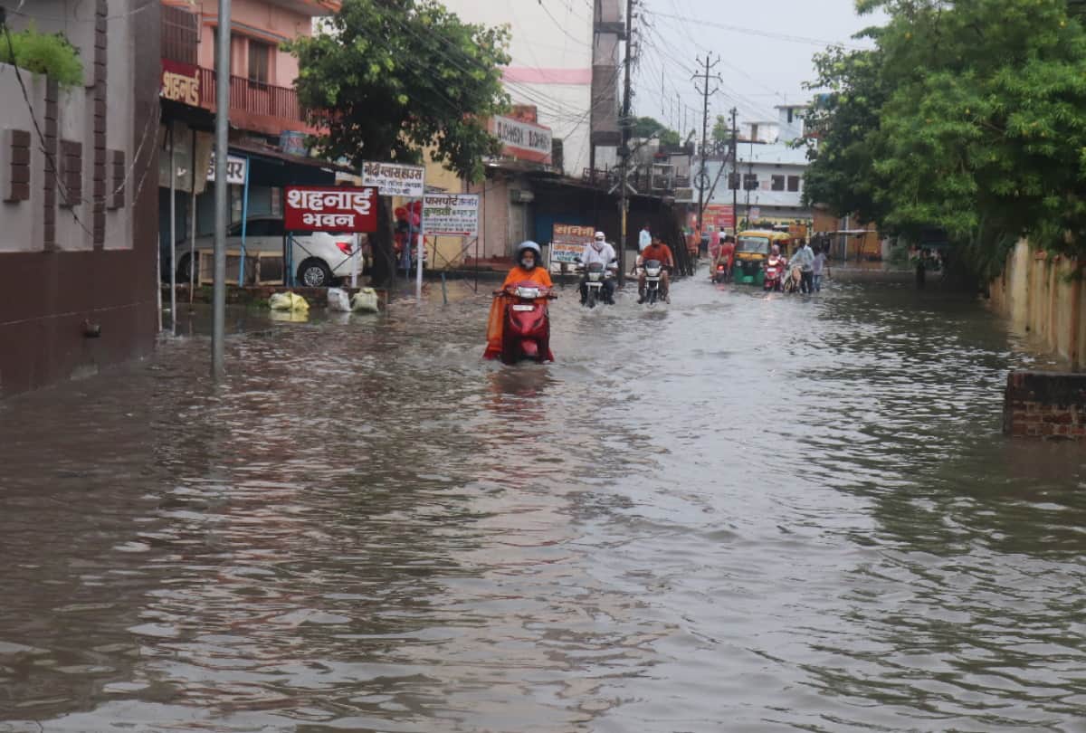 heavy rain in gorakhpur Weather change update