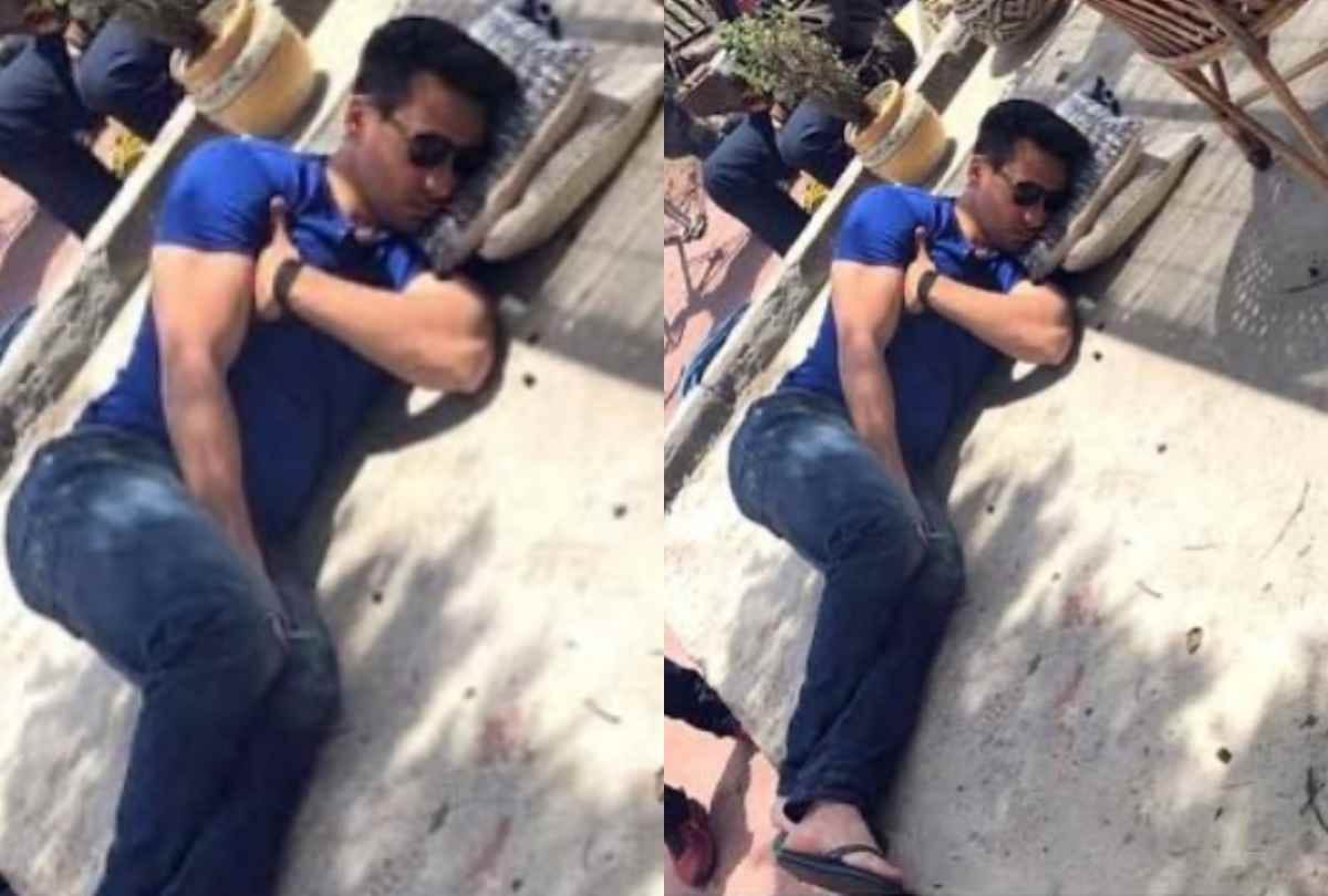 tiger shroff sleeping on the floor his mother ayesha shroff emotional post