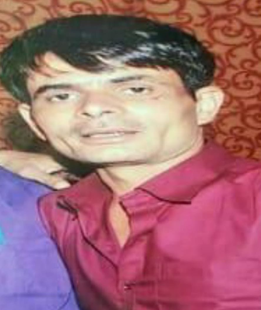 a man murderd by cutting axe, before five days he sale 5 beegah land in 24 lekh rupees