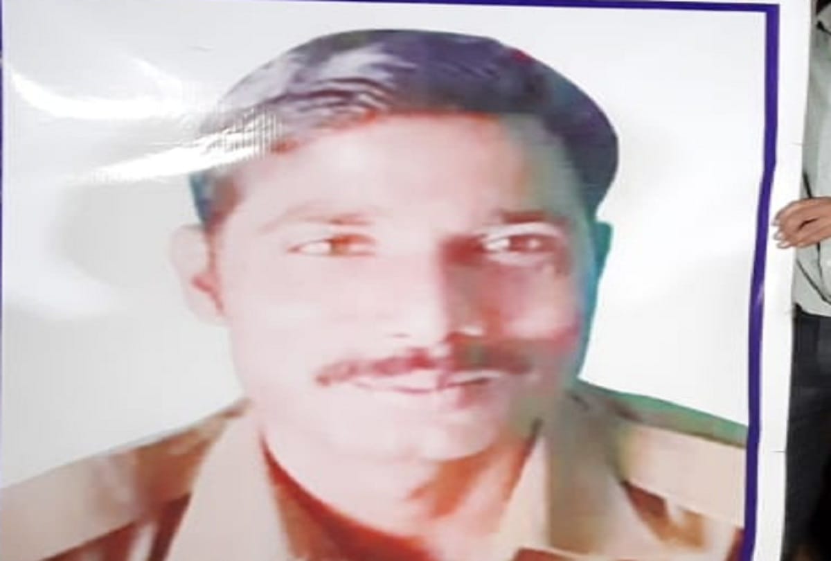 Martyr soldier Sultan Singh Verma father expressed happiness over Vikas Dubey encounter