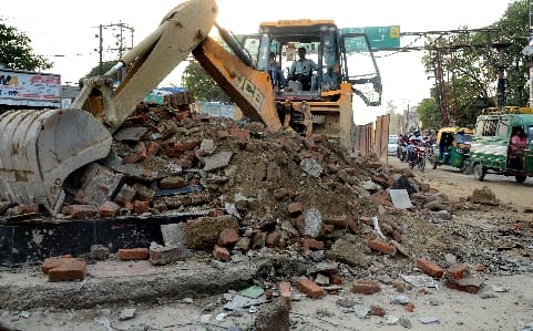 Rotary intersection broken to build Chaupula overbridge