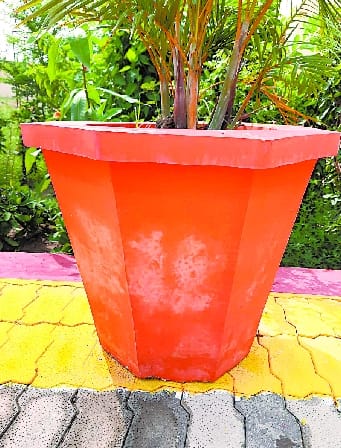 Beautiful pots kept in jail, will be sold in the city