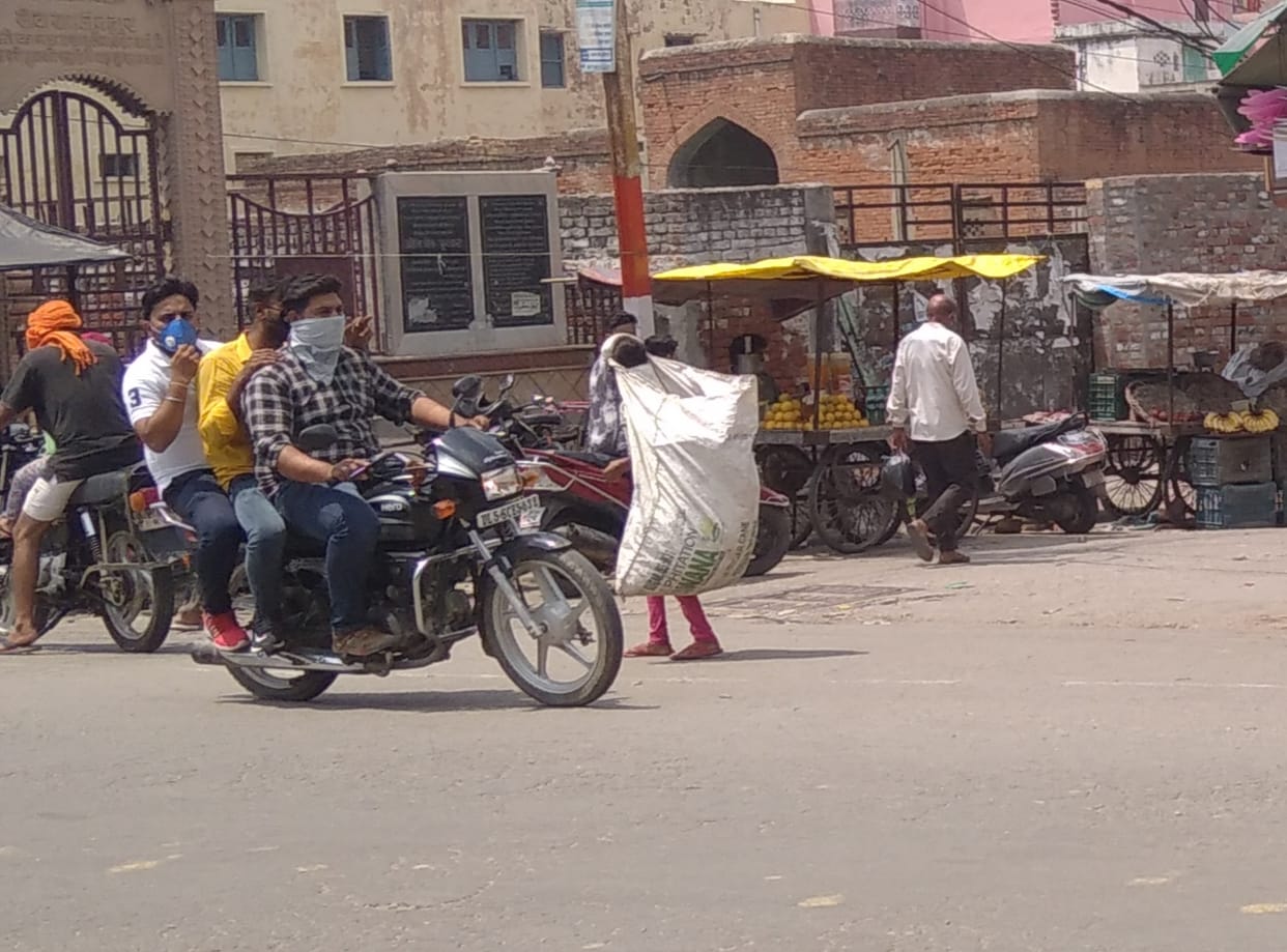 Four rides on a scooty, no one cares