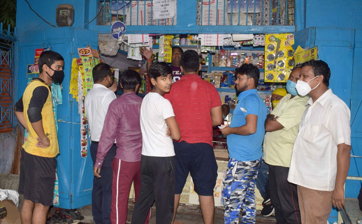 Lockdown effective, shops crowded for shopping