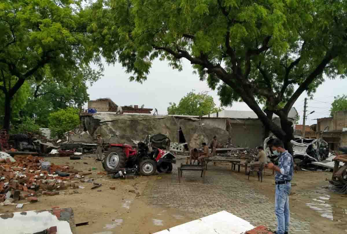 kanpur encounter news: silence spread Vikas Dubey's village Bikaru