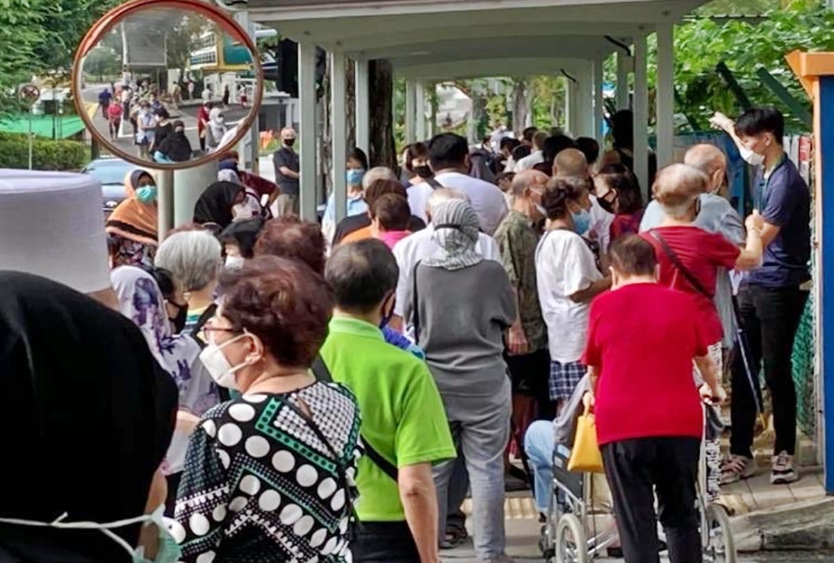 Voting for new government in Singapore amid coronavirus Pandemic