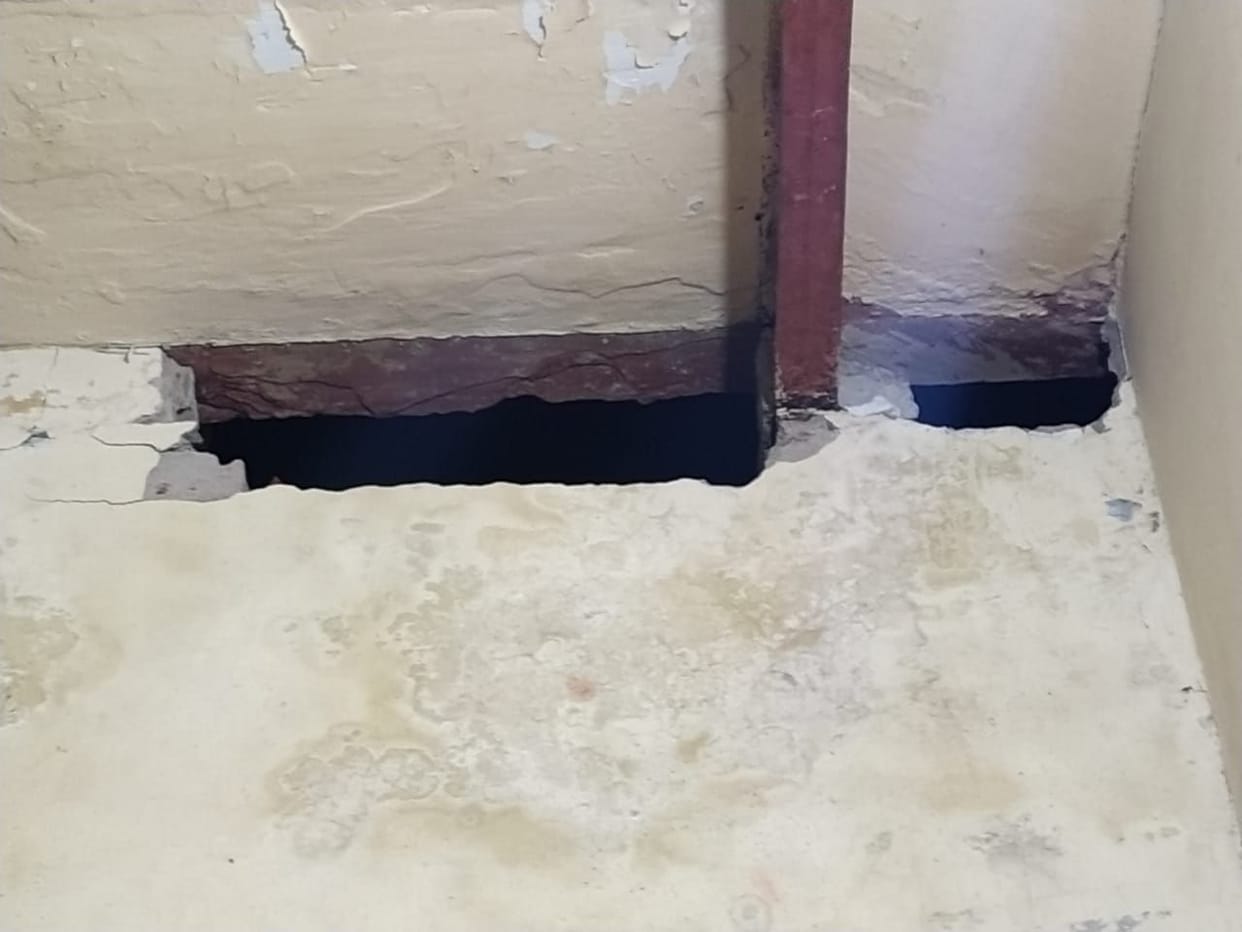 Roofs stolen from three grocery stores