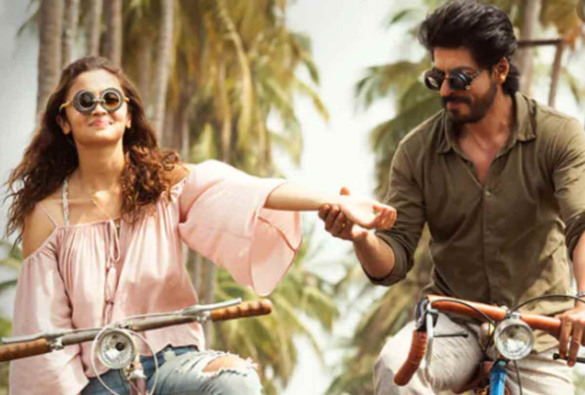 Alia Bhatt to Madhuri Dixit these 5 actresses romanced with old actors in films