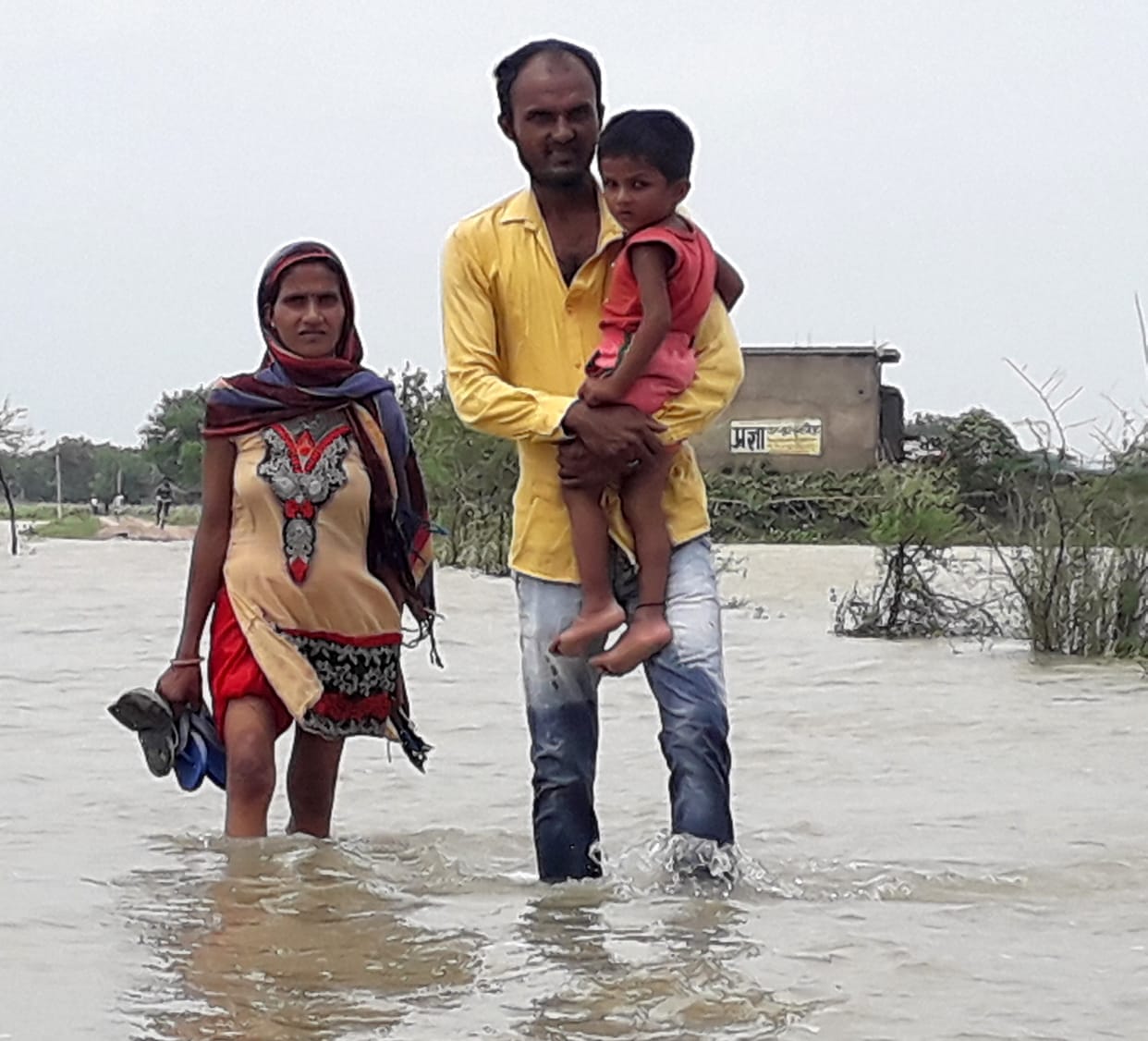 Water level of Ghaghra decreased in Dighia if it increased in Badrhuna