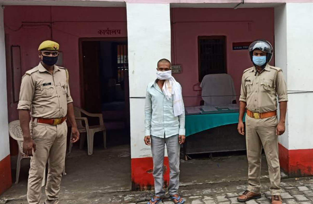 police arrested three wanted accused