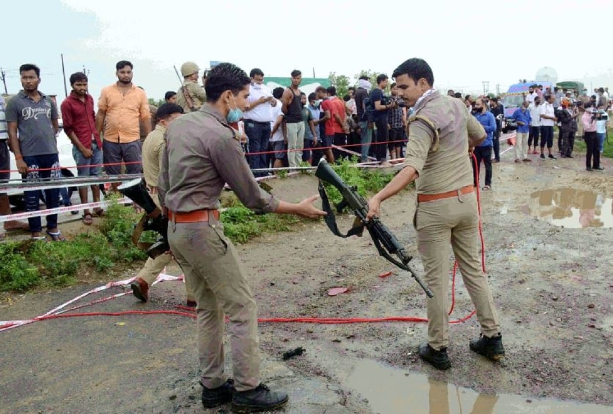 Vikas Dubey encounter why up police do not tie vikas hands with hand cuffs supreme court order is the reason