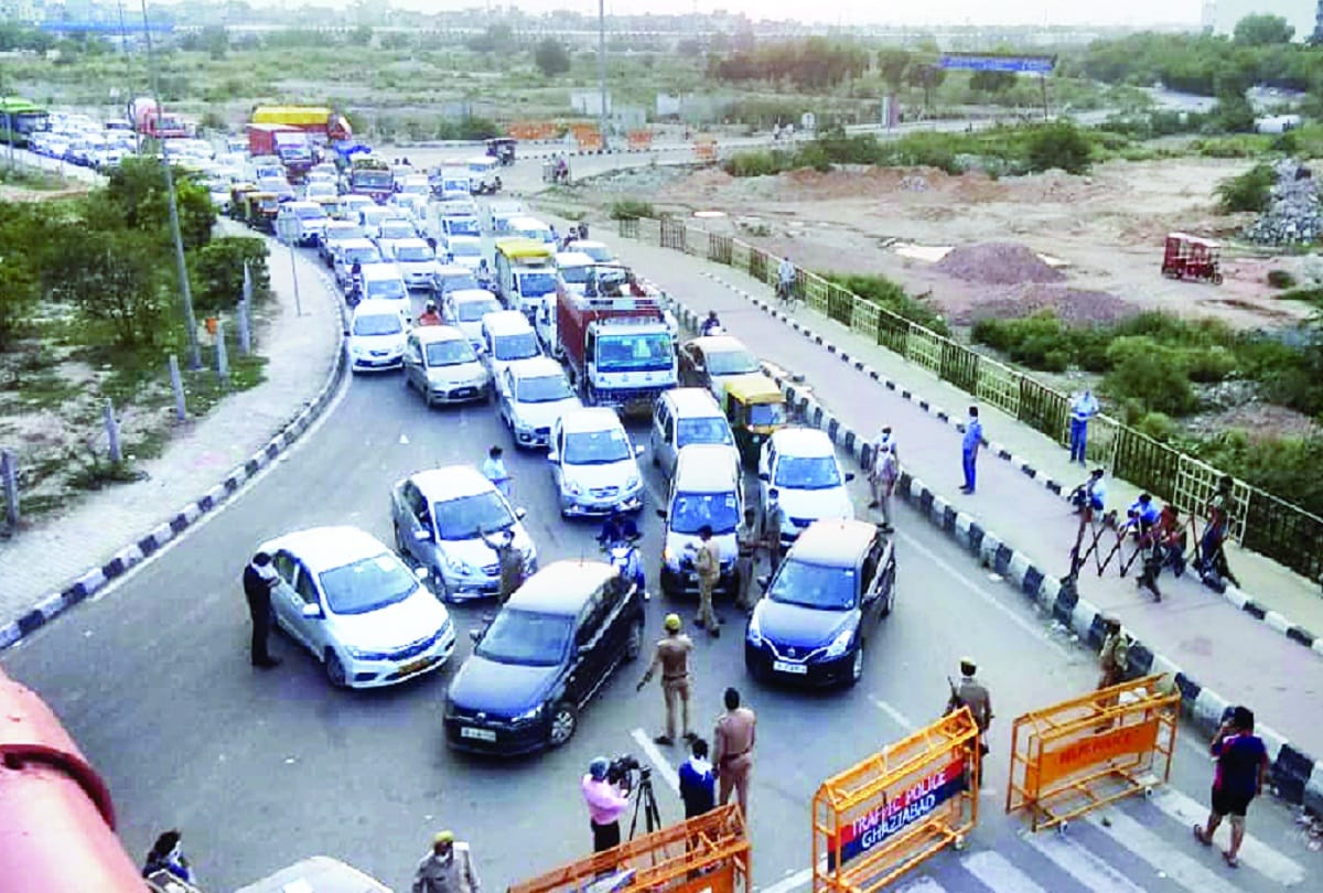 Delhi slows down due to lockdown in UP