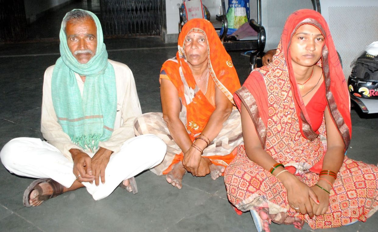couple injured in fight for land