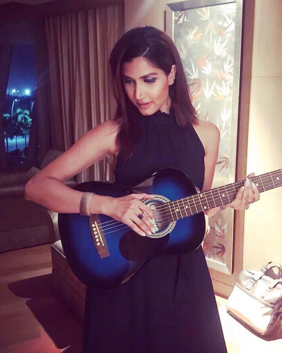 Divvya Chouksey Instagram Videos Shows Apna Dil Toh Awara actress was full of life