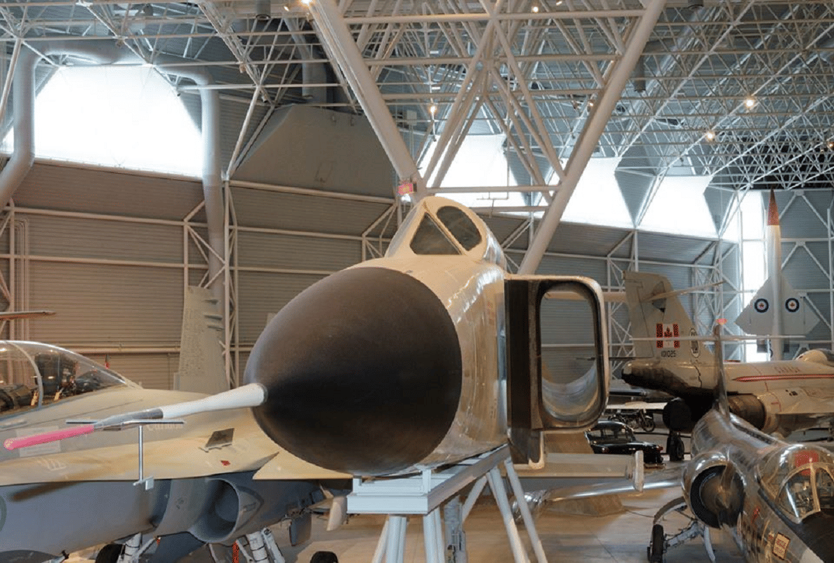 avro canada fighter jet which still haunts a country