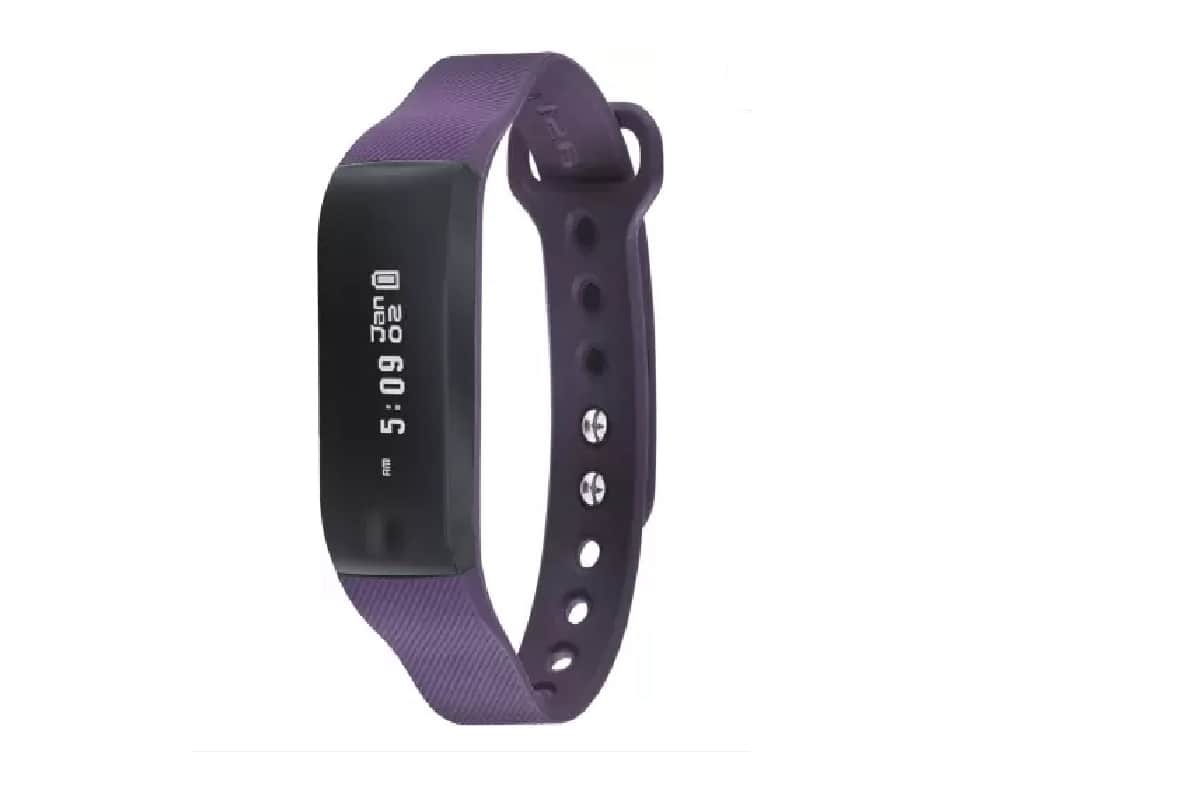 smart band under 3000 including Samsung Galaxy Fit E and Fastrack Reflex Beat know price and specs in detail