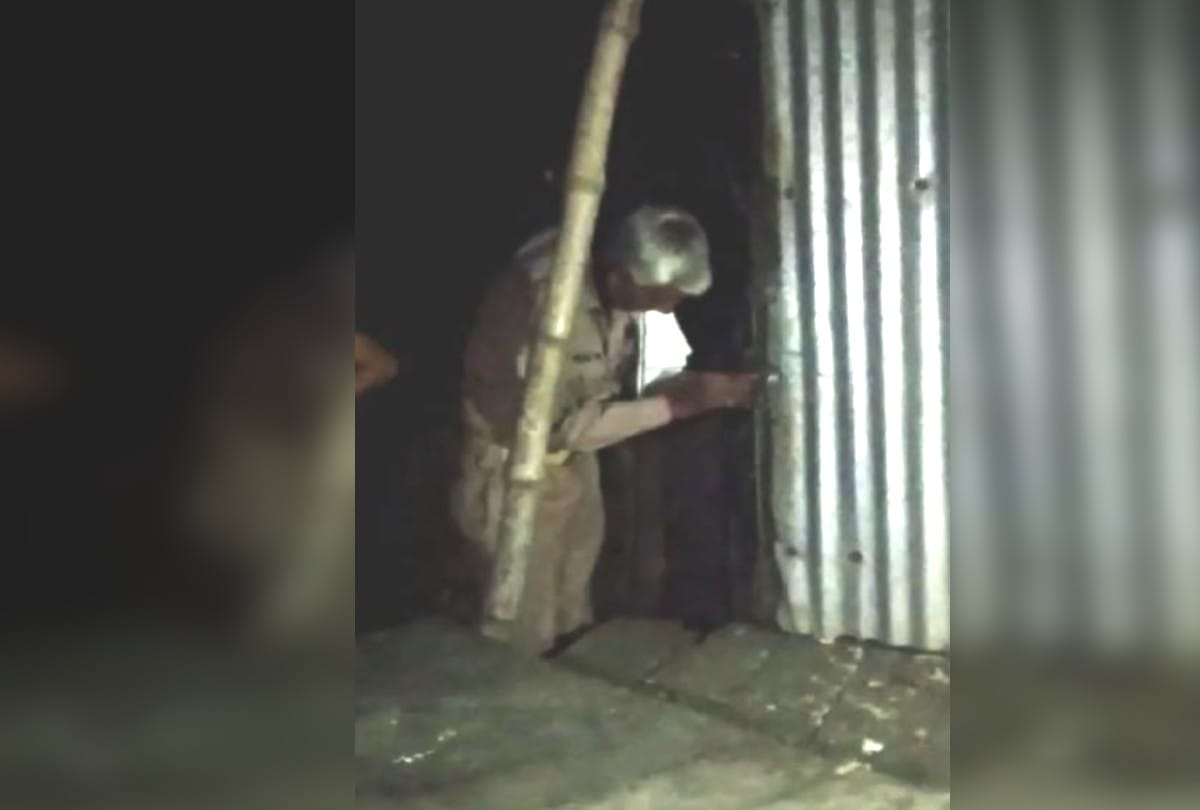 Police Locked Shopkeeper In khokha During Lockdown