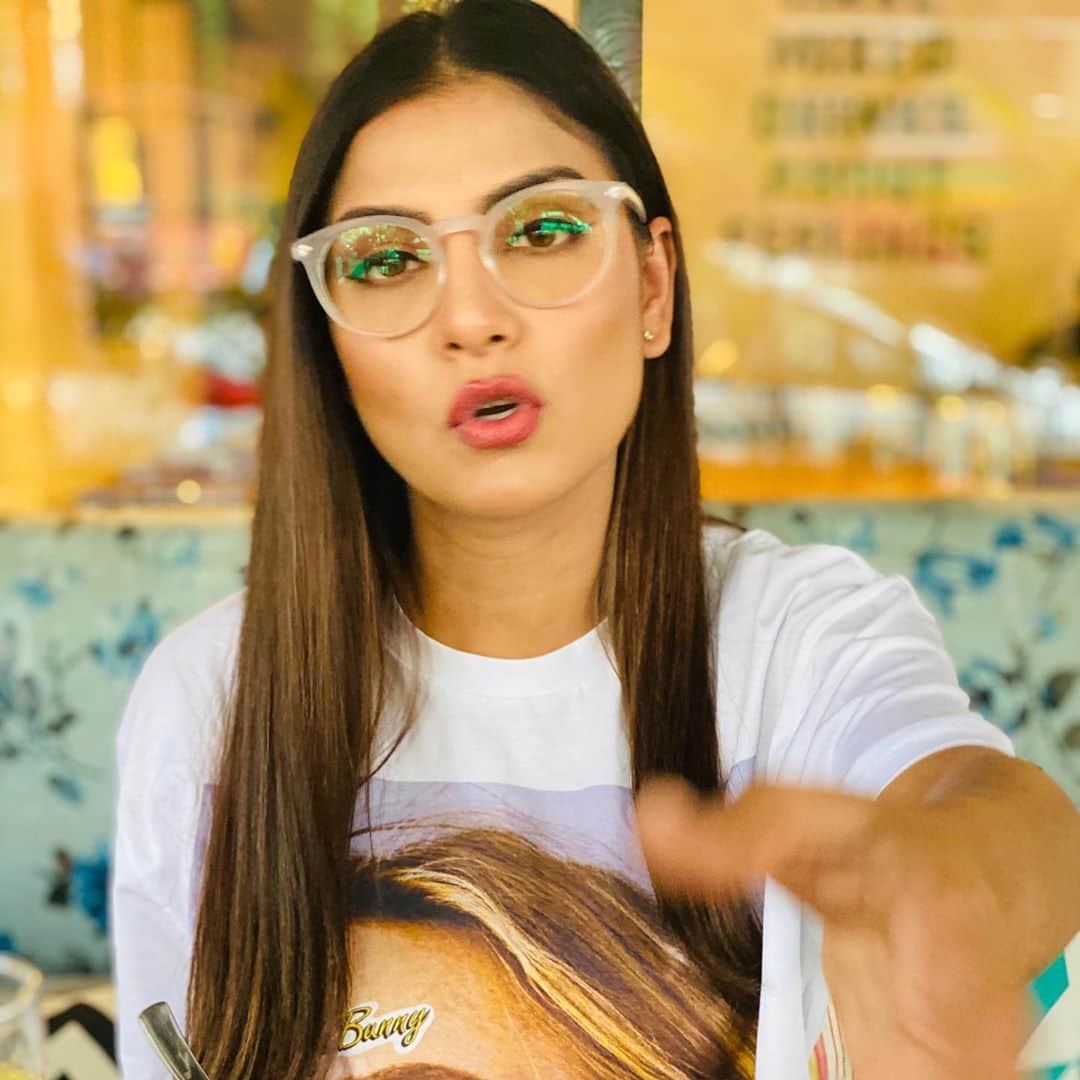 Coronavirus actress Rachel White found covid 19 positive after Parth Samthaan Amitabh Bachchan and Abhishek Bachchan