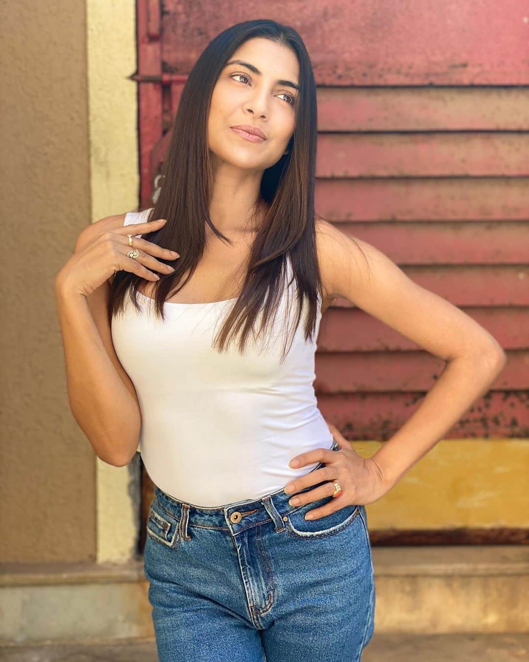 Coronavirus actress Rachel White found covid 19 positive after Parth Samthaan Amitabh Bachchan and Abhishek Bachchan