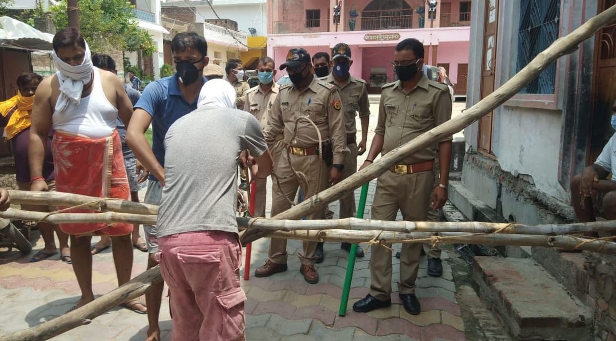 sarrafa and lohiya market seel in fatehpur