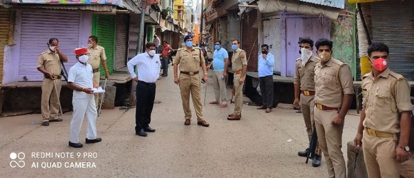 lockdown rule following in sikandrarau