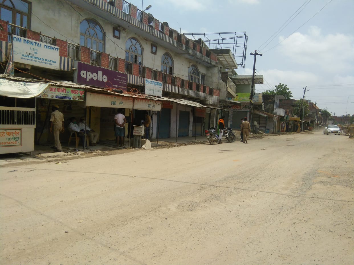 Silence on the roads of the district